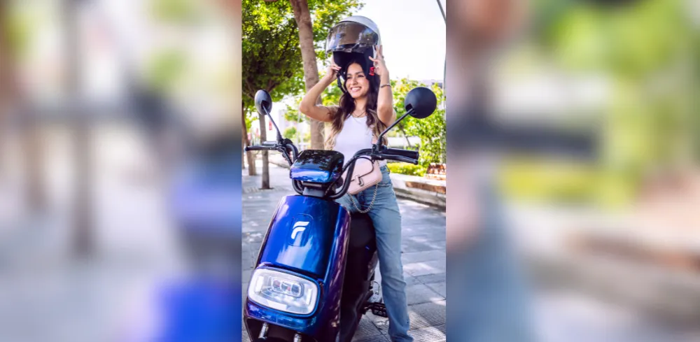 Moto Ofero Ledo azul. FOTO: suministrada