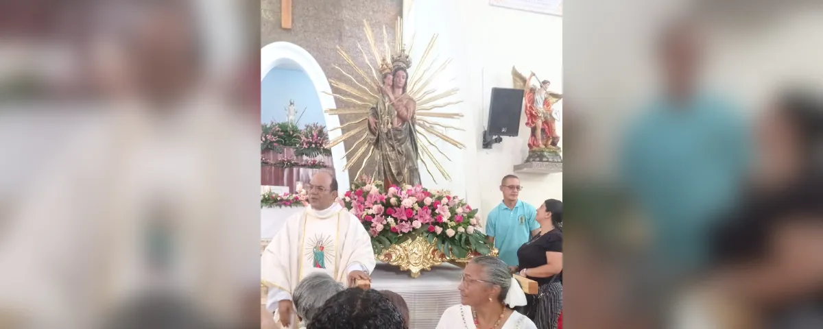 Imagen de la Virgen del Rosario, patrona de Valledupar, durante su tradicional celebración
