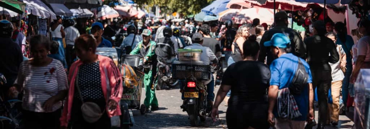 web-Calles de Valledupar. En el empleo reina la informalidad.