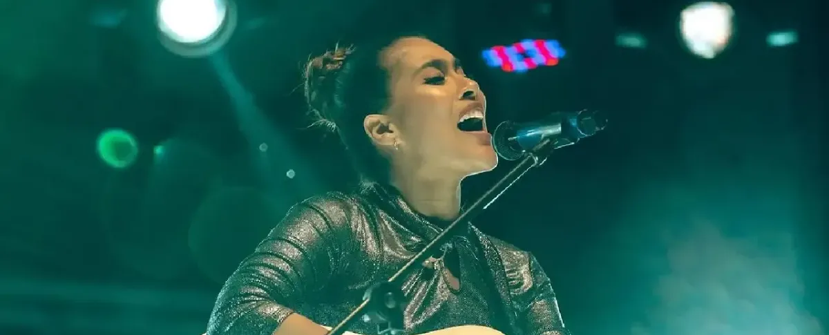 Karen Lizarazo anunció su nuevo álbum ‘El Tiempo Perfecto’.