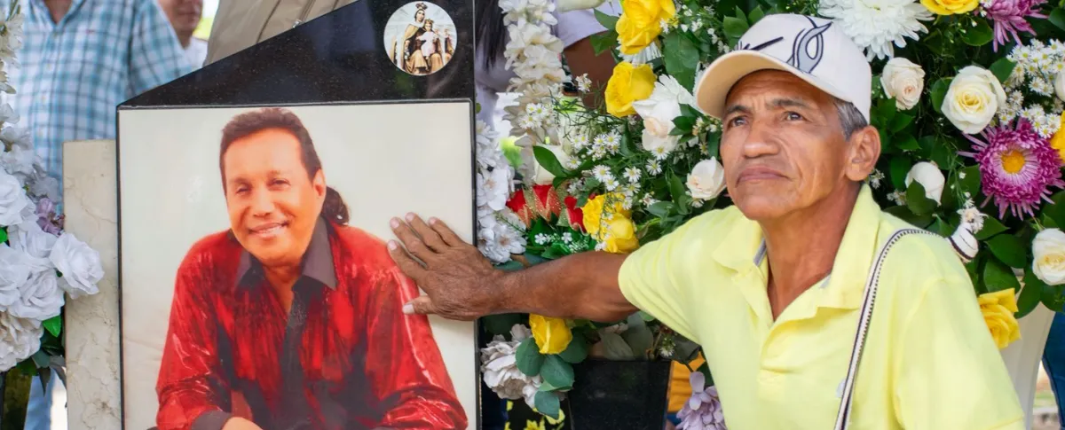 El ‘diomedismo’ celebró el cumpleaños 69 del ‘Cacique’. Foto: Said Armenta.