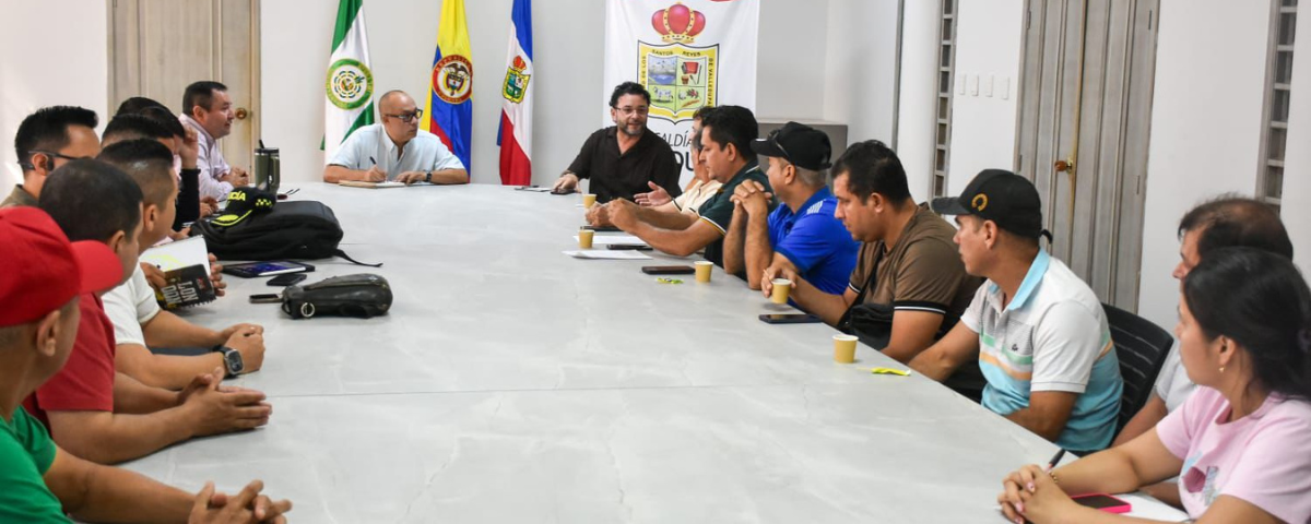 Ante esta situación, el mandatario anunció un “plan de choque” articulado con las autoridades para fortalecer la seguridad y frenar las acciones de grupos delincuenciales dedicados a la extorsión.