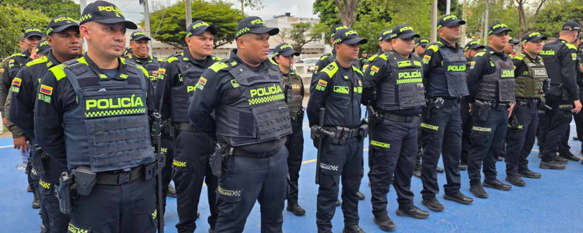 En materia operativa, las autoridades reportaron la captura de 24 personas por diferentes delitos. Entre ellas, nueve fueron detenidas por hurto, seis por porte ilegal de armas de fuego y cinco por tráfico de sustancias estupefacientes.