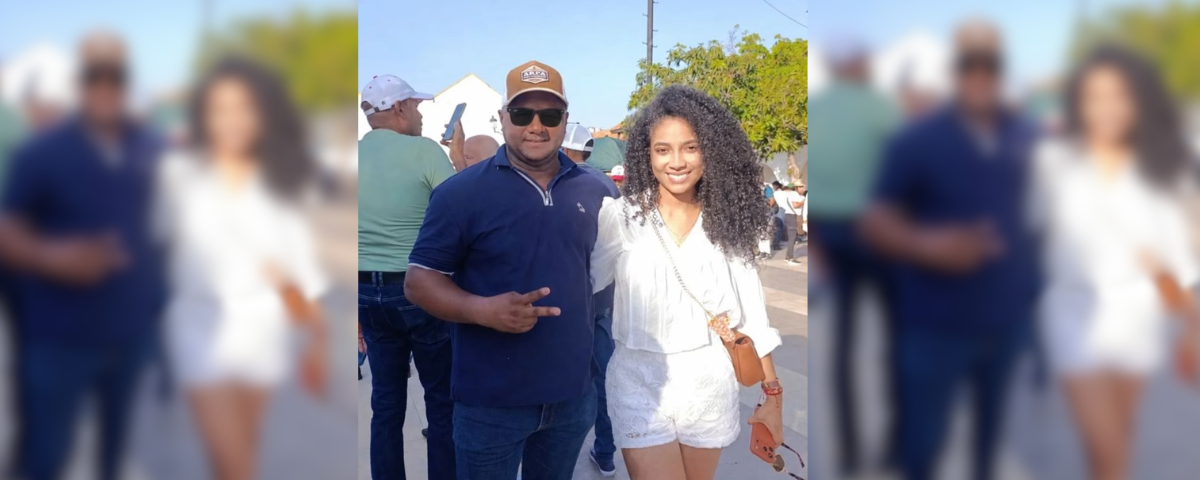 Juliana Guerrero en el evento de Iván Cepeda.