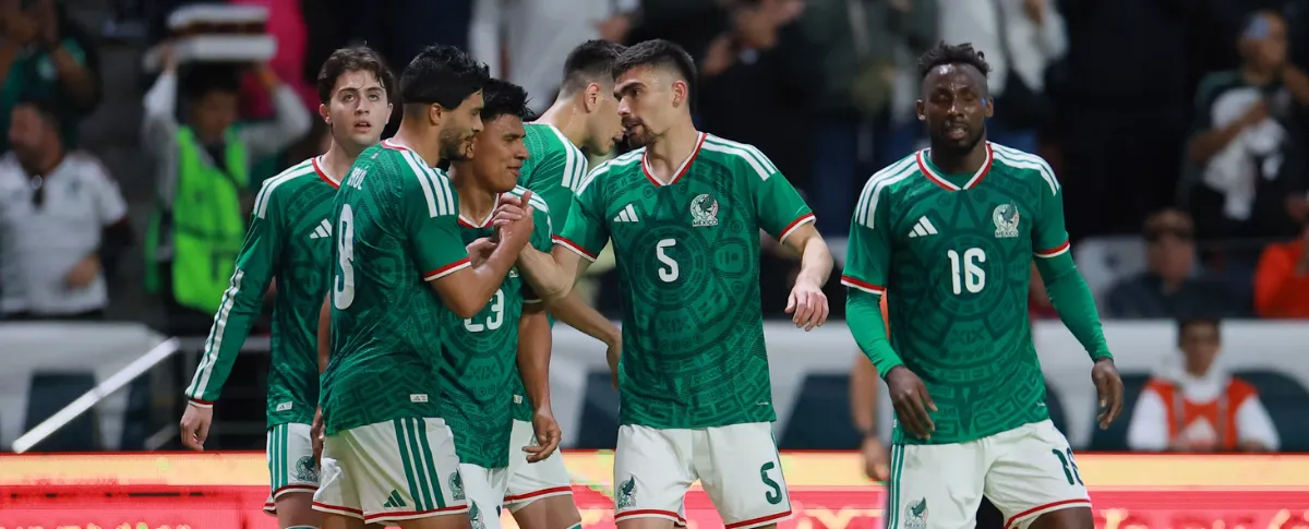 México le ganó a Sudáfrica en el partido inaugural.