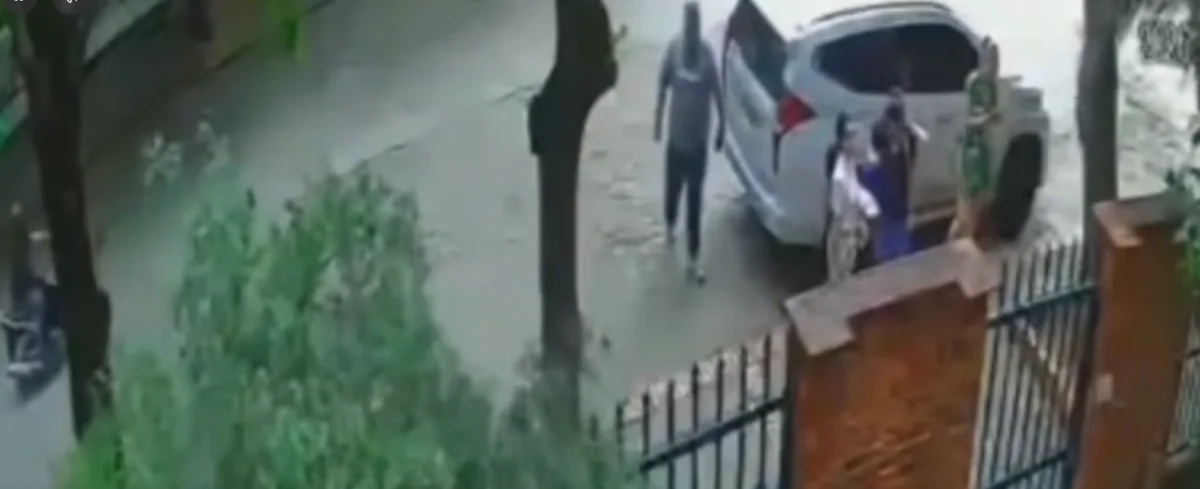 Impactante video muestra cómo fue el asesinato del periodista Cristian Herrera cuando se disponía a visitar a un familiar