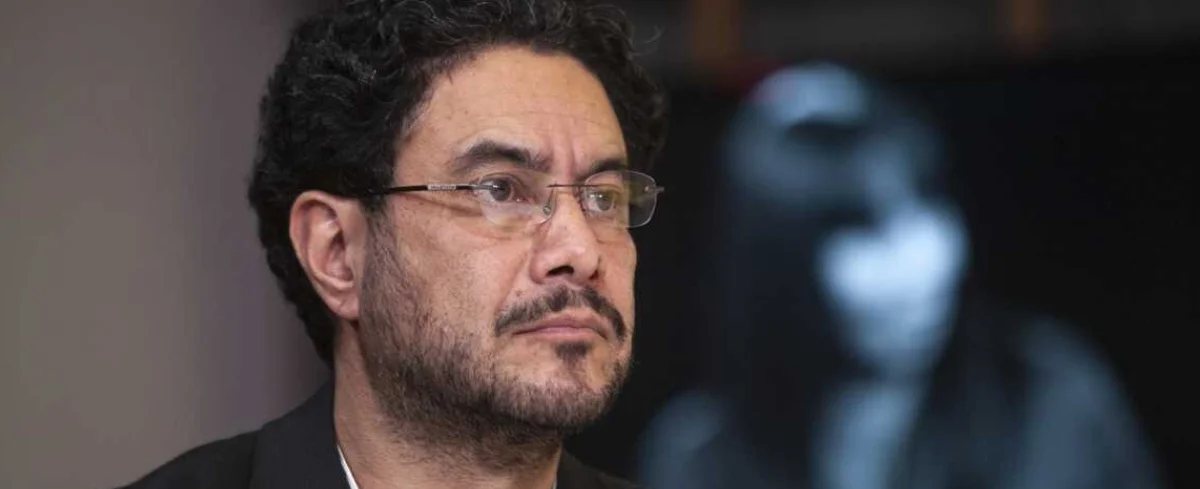 Sale a la luz el certificado médico de Iván Cepeda; revela detalles sobre el cáncer que enfrentó años atrás