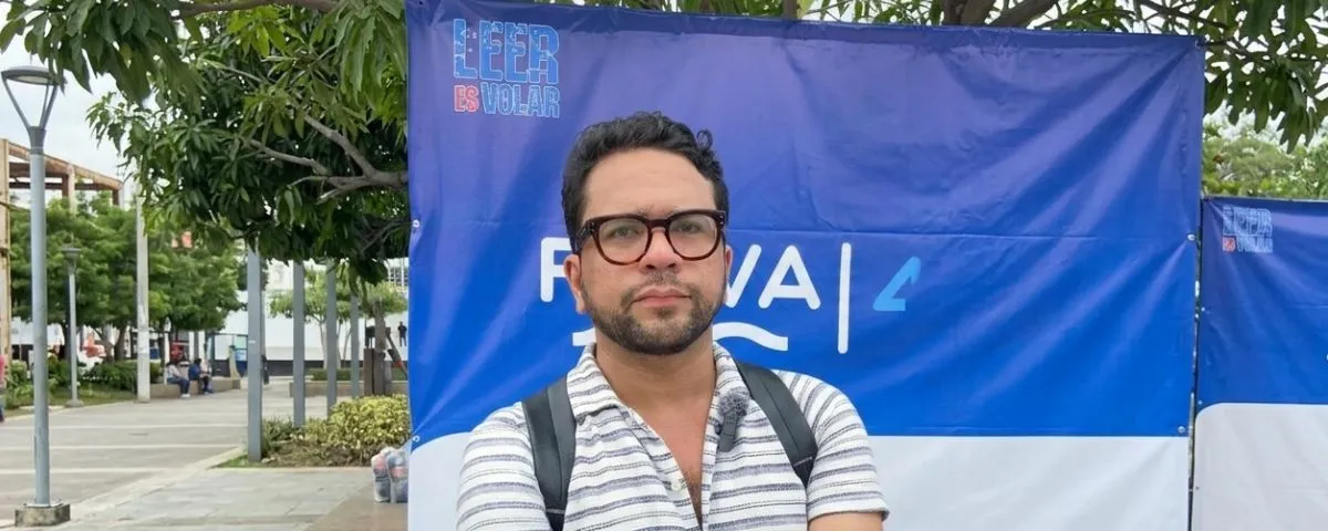 El escritor vallenato William Jiménez destacó en FELVA la lectura como una herramienta para desarrollar conciencia y empatía.