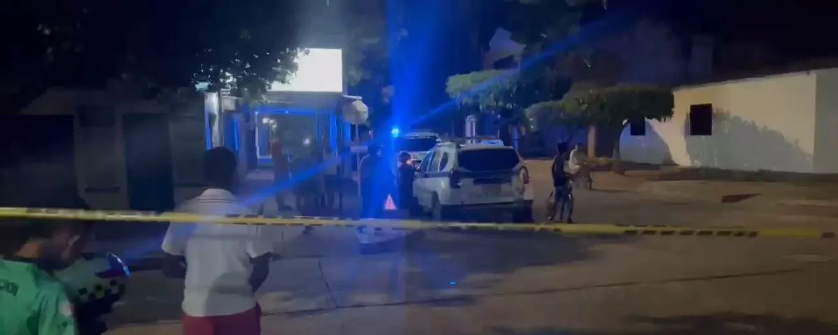 Estaba esperando a una cliente cuando un sicario a pie lo atacó a tiros: mototaxista fue herido en Valledupar