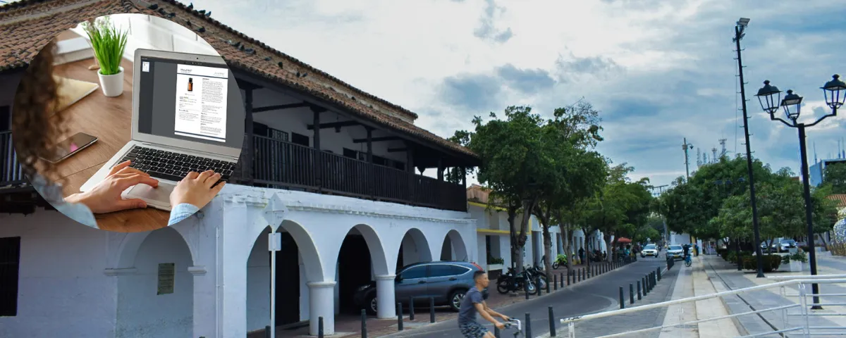 Aspirantes revisan vacantes en la bolsa de empleo de Valledupar