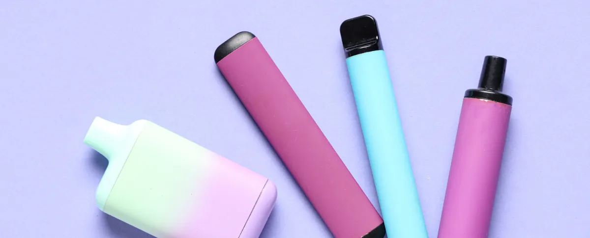 La normativa amplió las mismas restricciones que durante años han aplicado para el consumo de cigarrillos tradicionales.