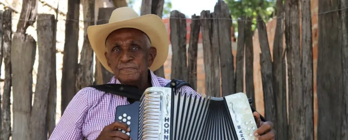 La noticia fue confirmada por su hijo, el compositor Luis Durán Escorcia.