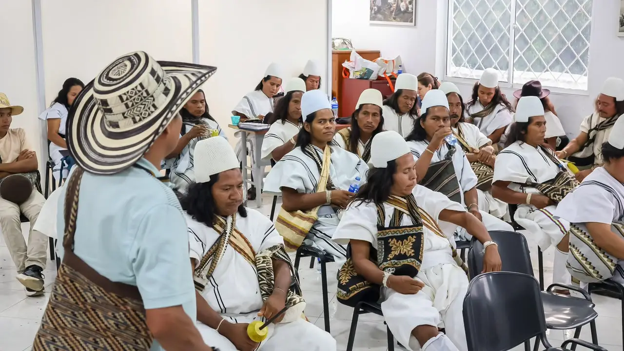 Autoridades del Pueblo Arhuaco y de la Confederación Indígena Tayrona se reunieron en la Casa Indígena de Valledupar. Foto: CIT.
