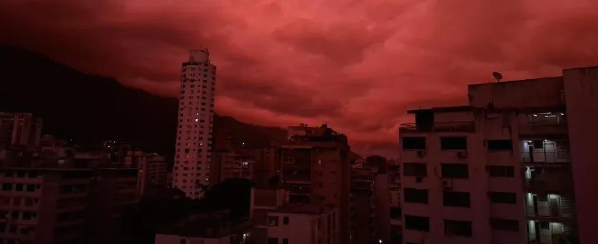 Cielo rojo en Venezuela.