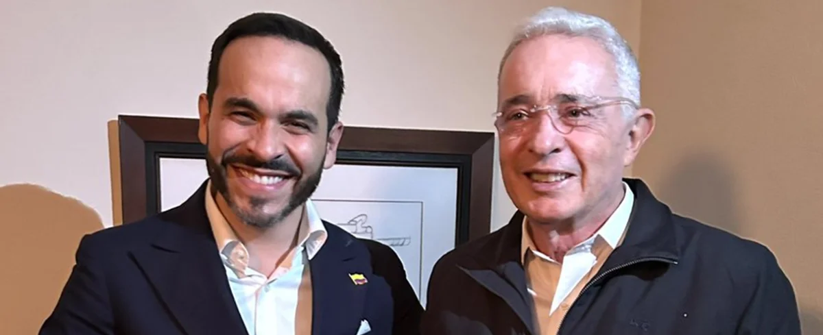 Abelardo de la Espriella y Álvaro Uribe Vélez. Foto: X @AlvaroUribeVel