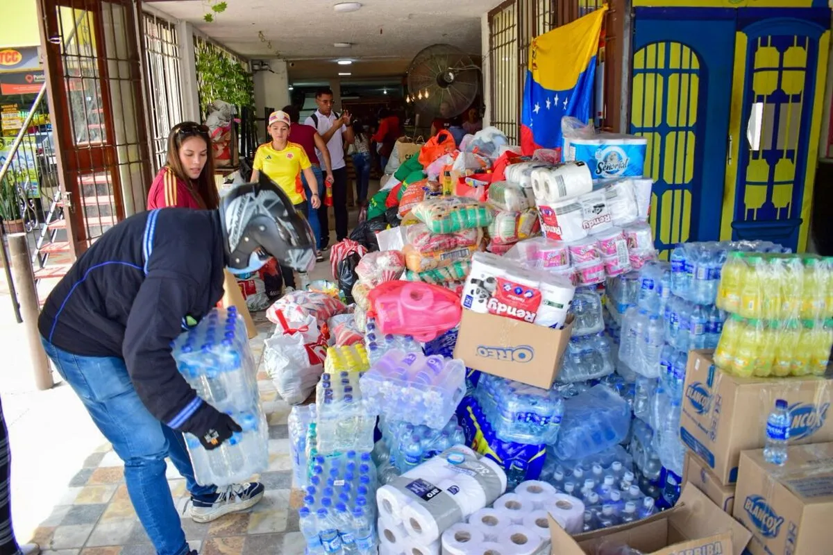 Ciudadanos del Cesar entregarán alimentos no perecederos en la panadería Los Chamos. Foto: Said Armenta.