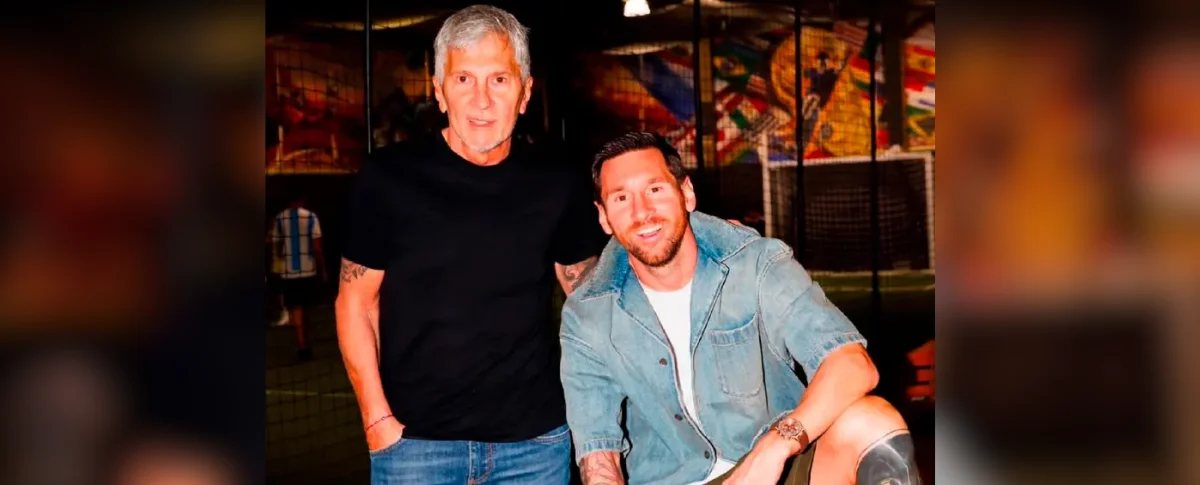 Jorge Messi (izquierda) junto a su hijo Lionel Messi.