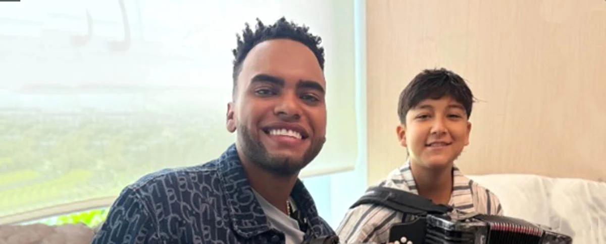 El acordeonero de Silvestre Dangond y actual Rey Vallenato, José Juan Camilo Guerra visitó al Rey Infantin Jerónimo Álvarez.