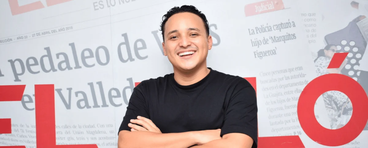 Adrián David llegó a Valledupar con una apuesta clara: abrirse espacio en la nueva generación del vallenato.