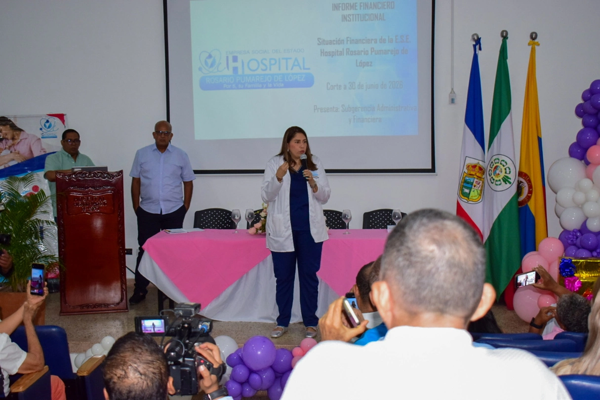 Auditorio del Hospital Rosario Pumarejo de López durante la socialización del estado financiero y las medidas para enfrentar la crisis de la institución. Foto: Said Armenta.