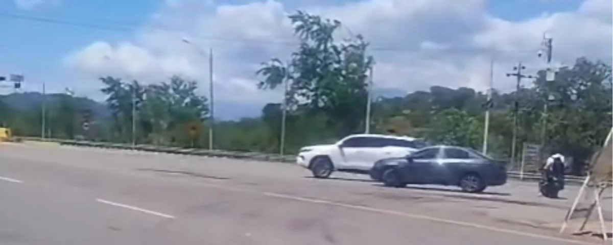 Ataque armado en peaje La Floresta fue repelido por el Ejército: así está la vía en el Cesar