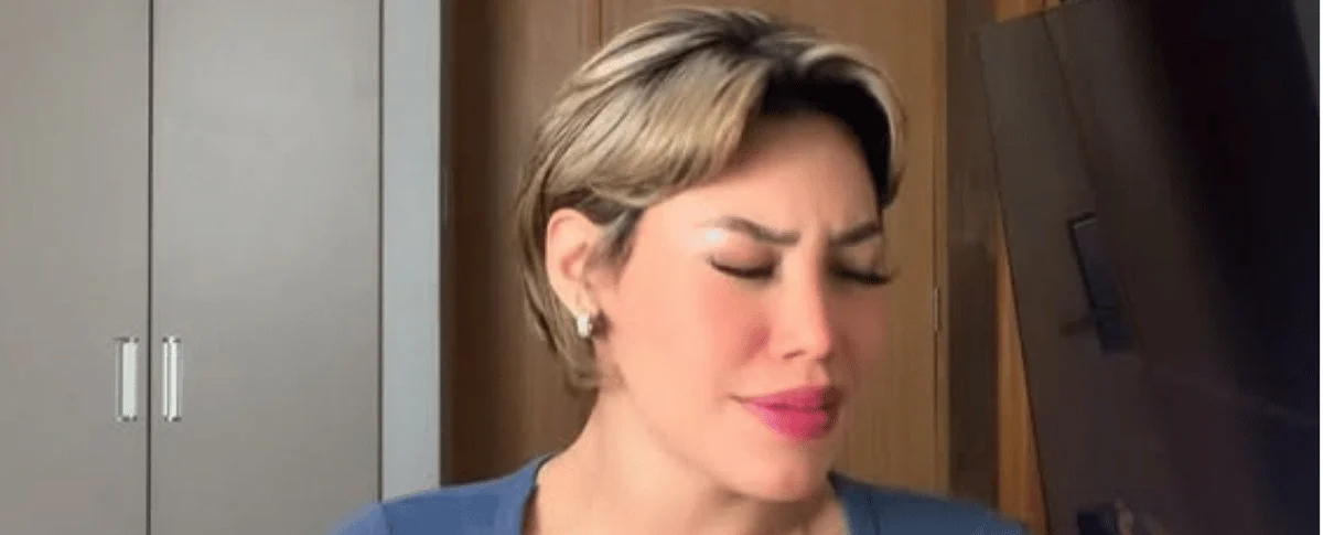 Ana del Castillo rompió el silencio.