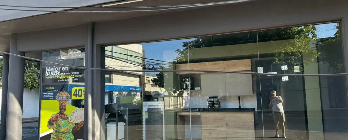 En Valledupar los cables sueltos siguen siendo un problema.
