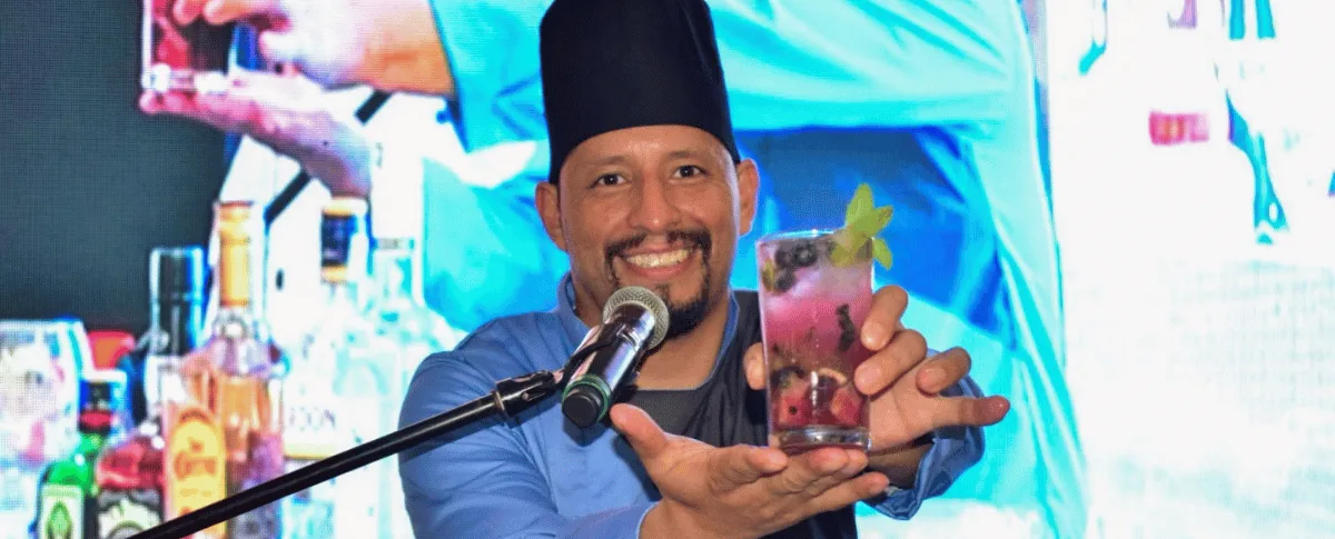 Uparsistem y el chef Wilmar López llevaron los secretos de la coctelería local a la Feria Nuestro Sabor