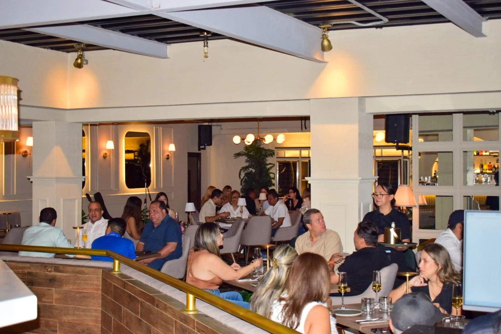 MB reabrió sus puertas en Valledupar tras una renovación de sus instalaciones, con la que celebra 20 años de trayectoria en la ciudad. Foto: Said Armenta.