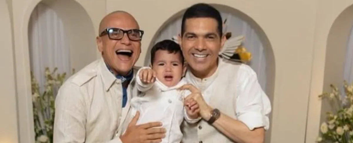 Silvestre Dangond y Peter Manjarrés en el bautizo de Pedro.