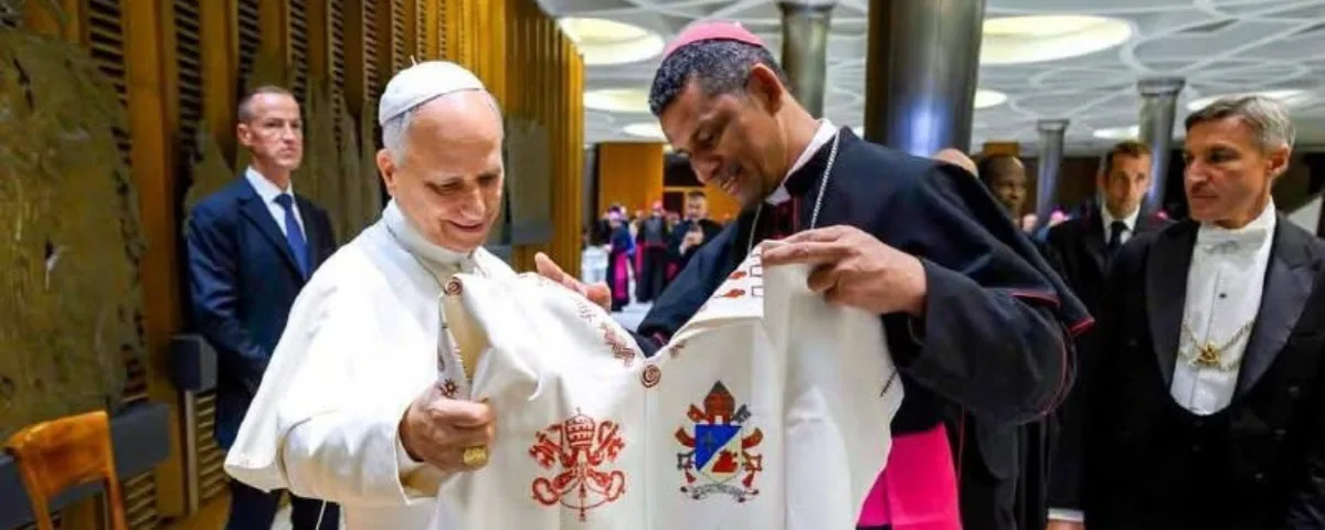 De La Guajira al Vaticano: el obispo Jesús Torres se reunió con el papa León XIV en Roma