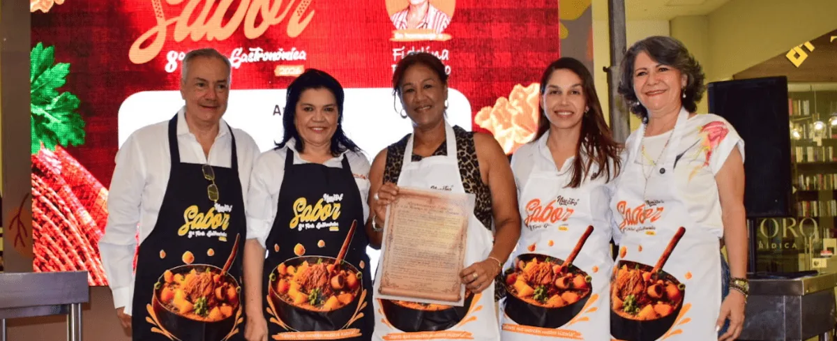 Ganadores de los concursos de dulce típico y Pilón de Oro de la octava Feria Gastronómica Nuestro Sabor.
