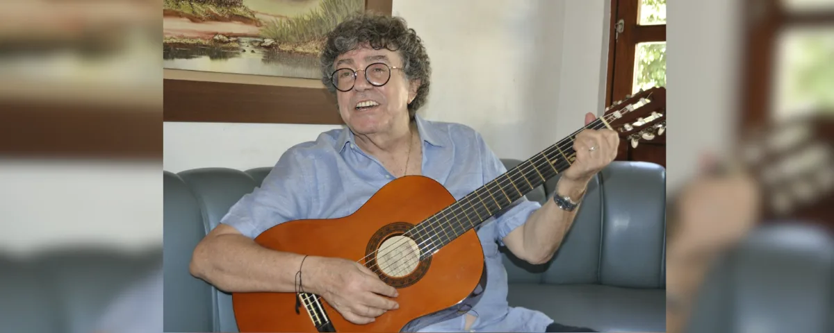 Piero cantando su canción 'Mi viejo', aquella que se mantine viva en el alma popular - Foto Daniel Gutiérrez Palomino