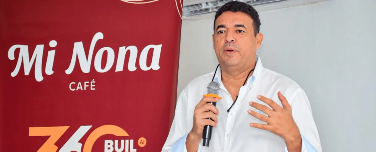 Raúl Garrido explicó en qué consiste Buil Data 360. Foto: Said Armenta. 