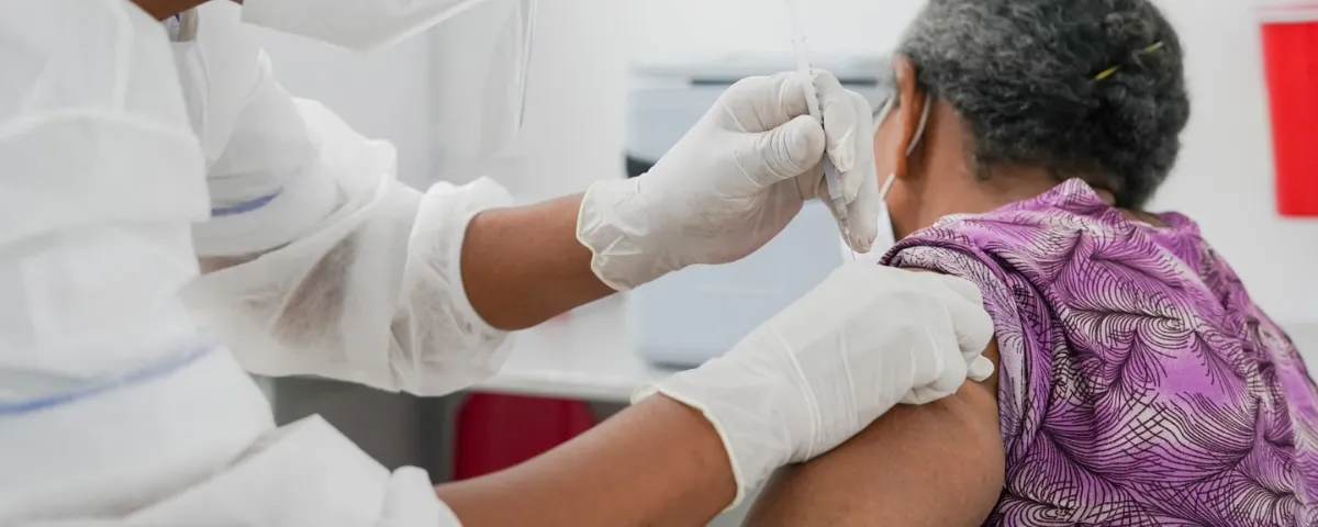 Las personas que pierden su empleo en Valledupar pueden conservar temporalmente la atención médica si cumplen los requisitos del período de protección laboral.