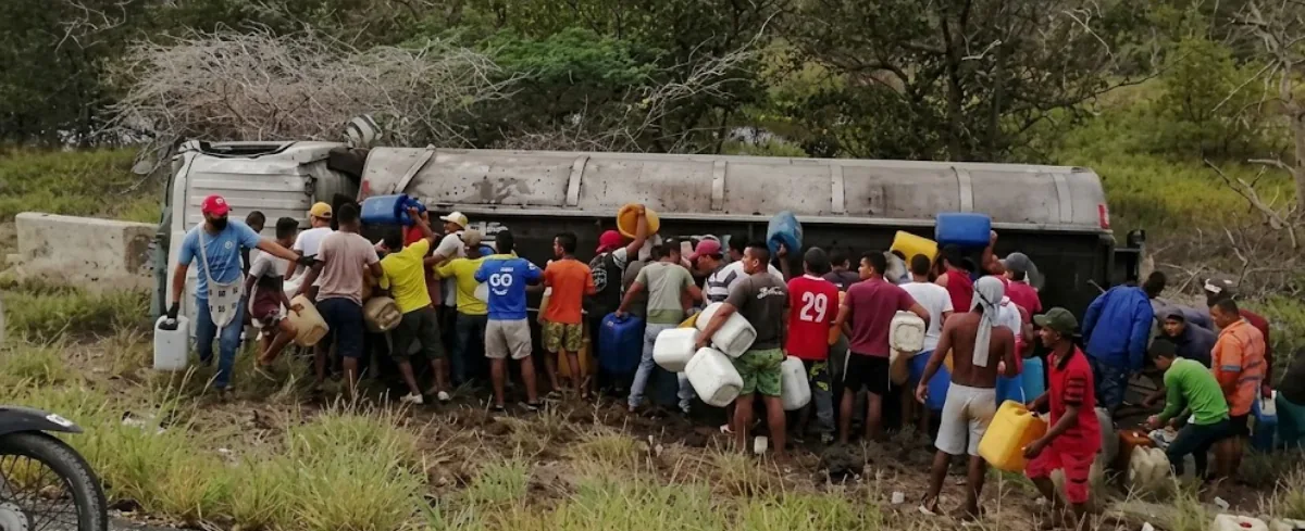 Camión cisterna accidentado en Tasajera en 2020.
